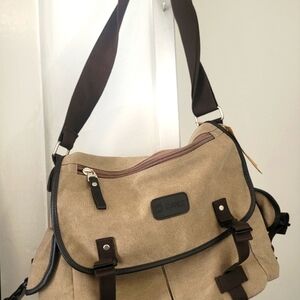 Canio Messenger bag for men or women water resistance canvas